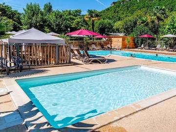 Bungalow für 4 Personen, mit Balkon/Terrasse in der Dordogne