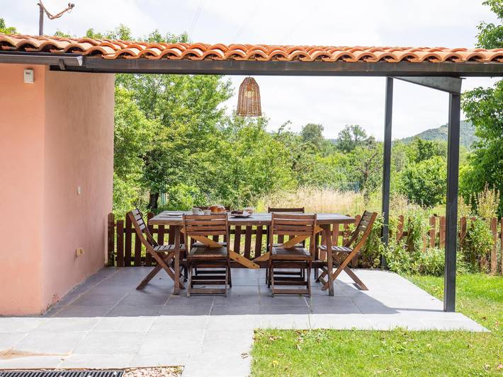 Casa de vacaciones para 6 personas, con Terraza y Jardín en La Bureba