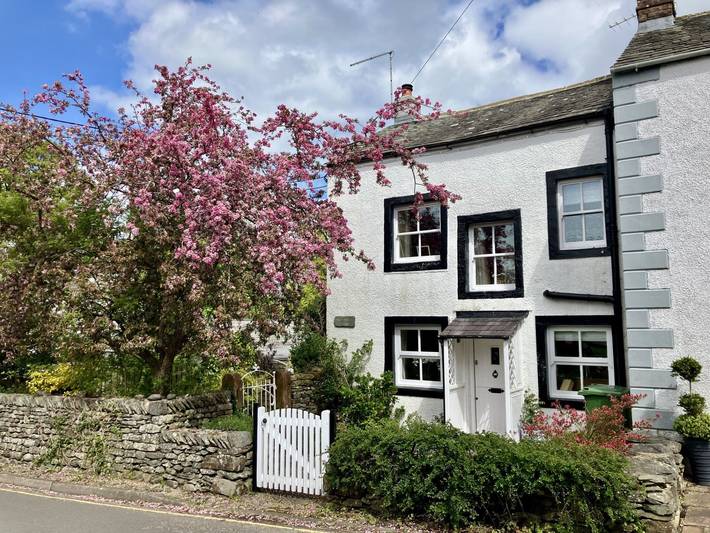 Holiday rental for 2 people, with garden in Pooley Bridge