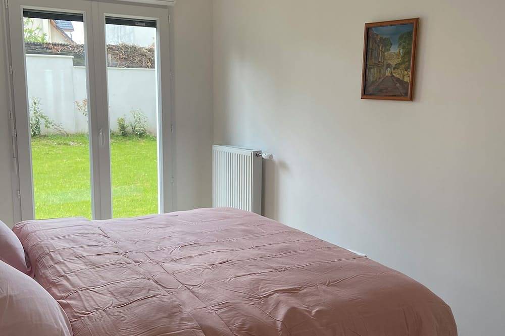 Appartement entier, Appartement 6 personnes - 15 min Paris in Le Blanc-Mesnil, Seine-Saint-Denis