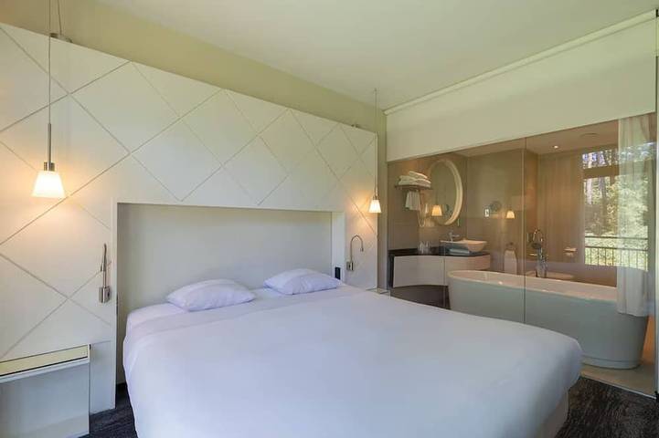 Hotel für 2 Personen, mit Pool