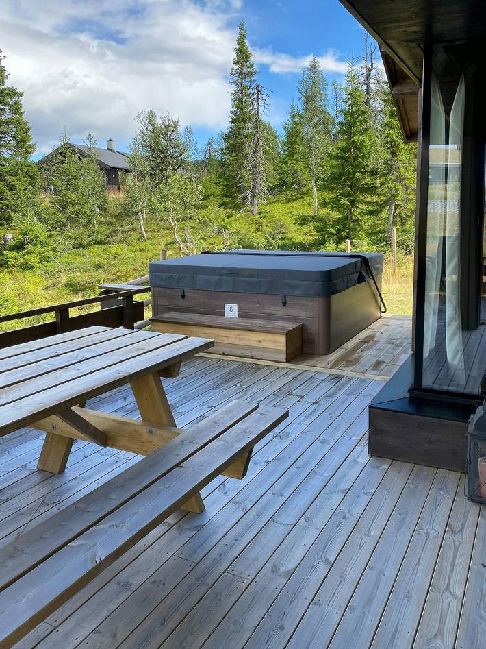 Architektenteknische Hütte mit Whirlpool bei Skeikampen in Skeikampen, Gausdal