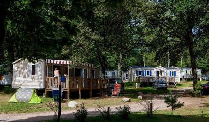 Wohnwagen für 4 Personen in Carennac, Lot, Bild 2