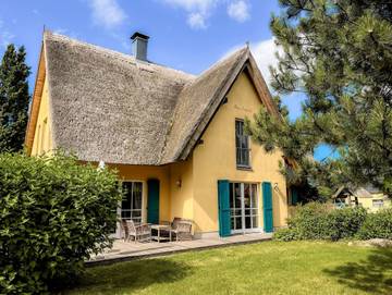 Ferienhaus für 12 Personen, mit Terrasse und Pool sowie Garten und Sauna, kinderfreundlich auf Usedom