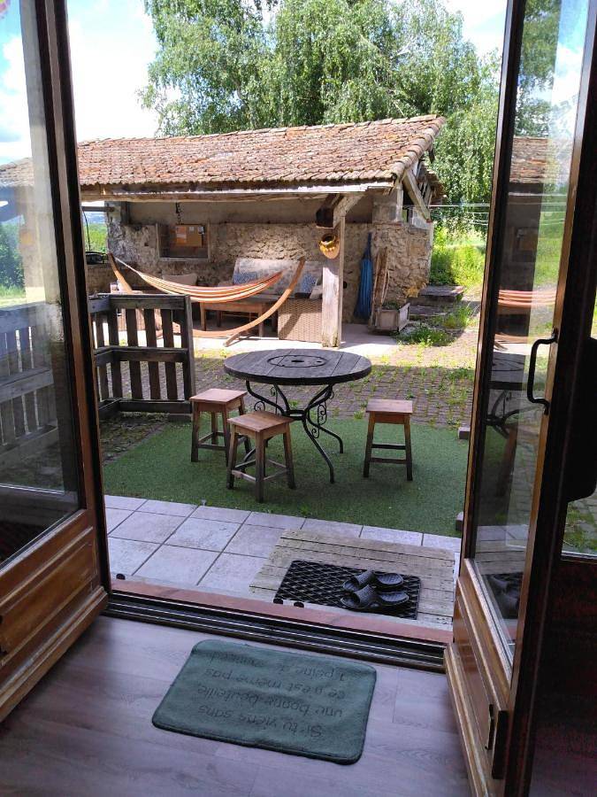 Gîte pour 3 personnes, avec jardin et vue à Saint-Laurent-en-Royans - 2