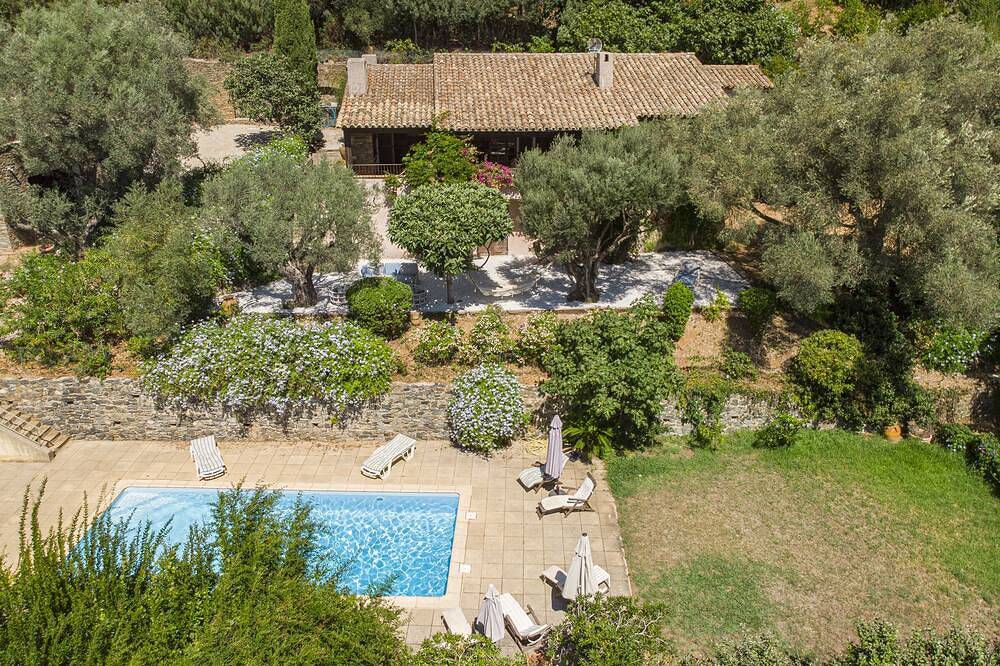 Alquiler de casa con piscina cerca de la playa jardín sombreado in La Croix-Valmer, Region de Draguignan