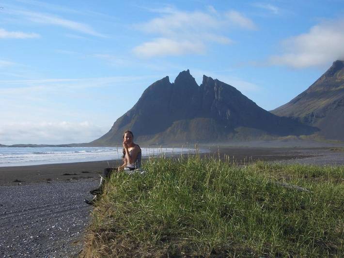 Ferienwohnung für 3 Personen, mit Garten und Seeblick sowie Ausblick in Island