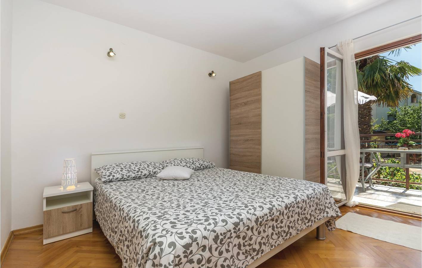 Ganze Ferienwohnung, Ferienwohnung für 4 Personen mit Terrasse in Poreč, Porec und Umgebung