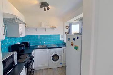 Chalet for 4 People in Hayle, Cornwall, Photo 4