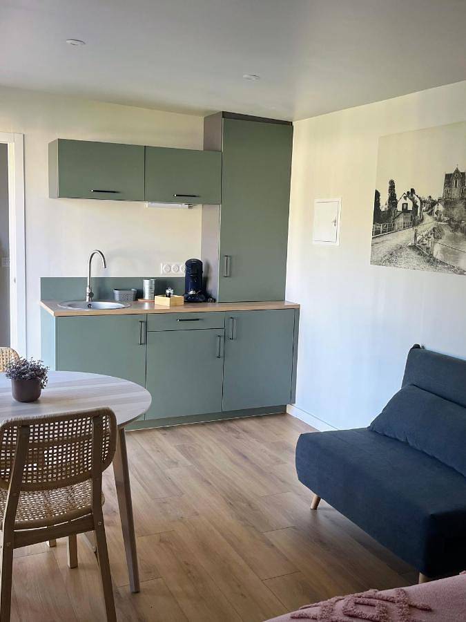 Appartement entier, Apartment with Terrace in Betton, Région de Rennes