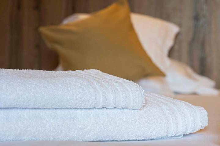 Hôtel pour 2 personnes, avec jardin et vue à Les Salles - 3