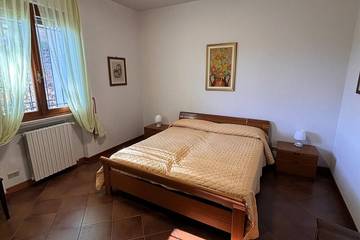 Villa pour 8 Personnes dans Torri del Benaco, Montagnes autour du lac de Garde, Photo 1