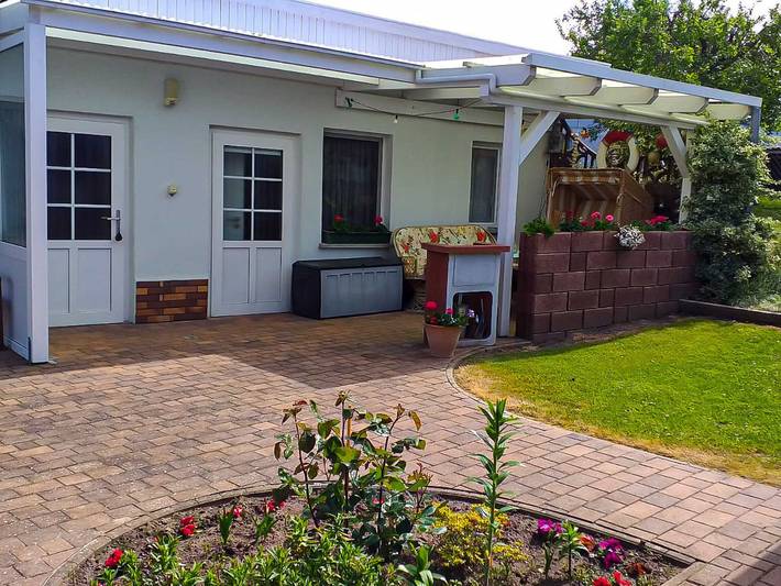 Ferienhaus für 4 Personen, mit Terrasse und Garten