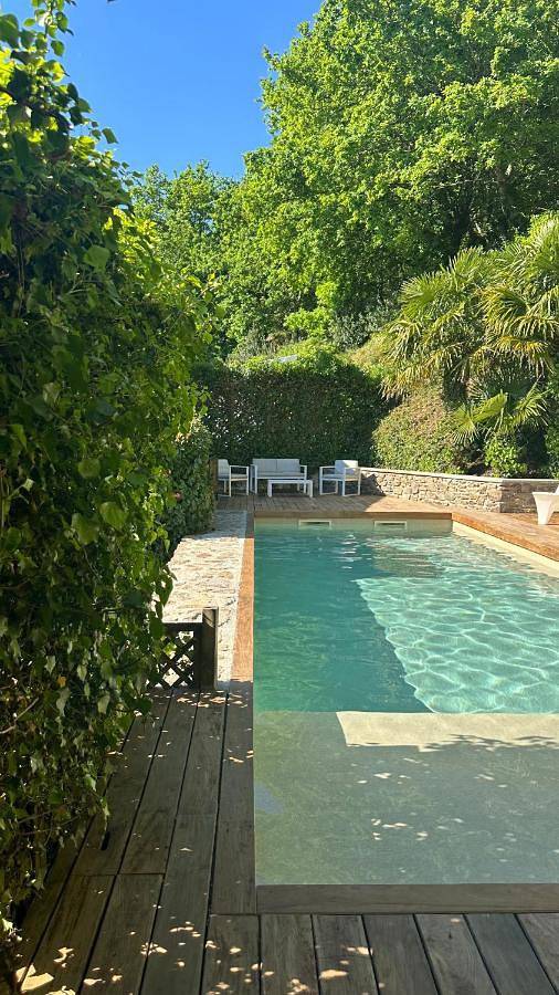 Casa rural para 3 personas, con jardín además de piscina y jacuzzi en Provincia de La Coruña - 2