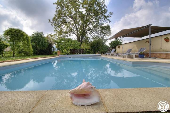 Casa de huéspedes para 4 personas, con piscina además de jardín y terraza - 1