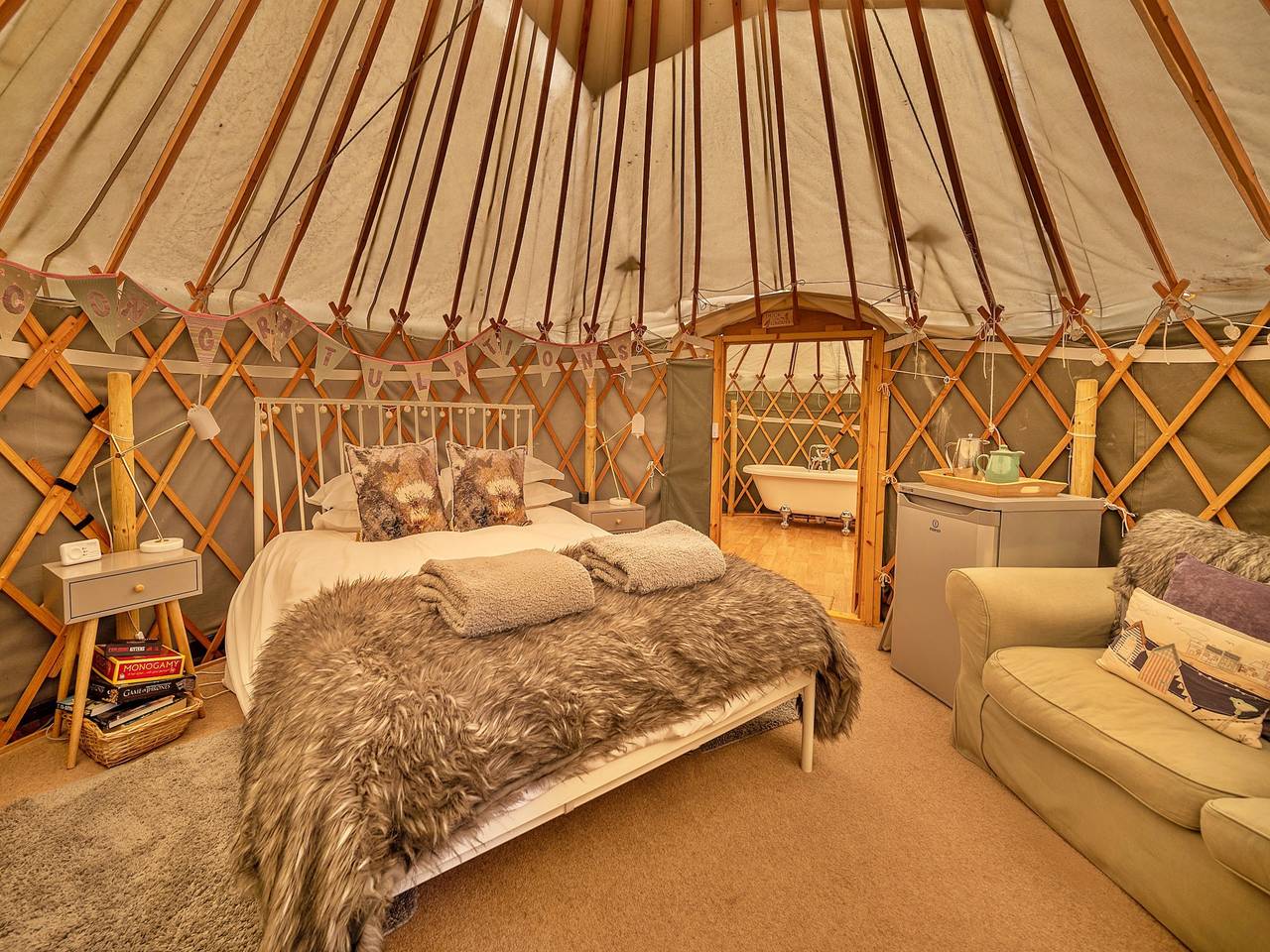 Romantic chalet in nature, No deposit in Auchterarder, Perthshire