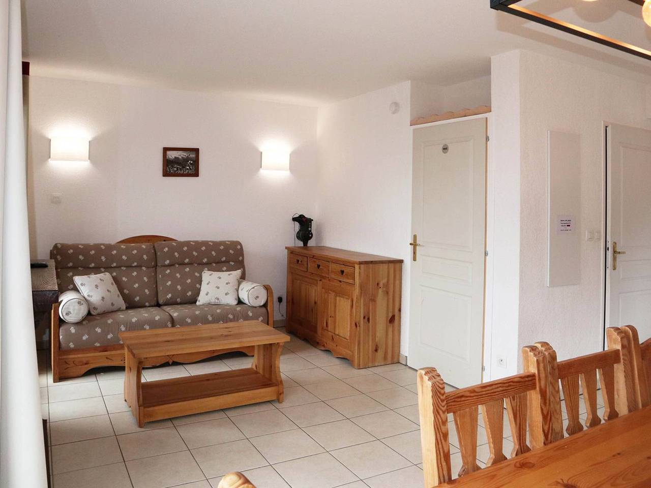 Entire apartment, Renovated duplex with pool, Wifi, pets allowed in Les Orres in Les Orres, Écrins National Park