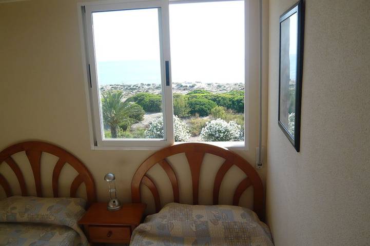 Gîte pour 4 personnes, avec piscine et jardin à Piles - 4