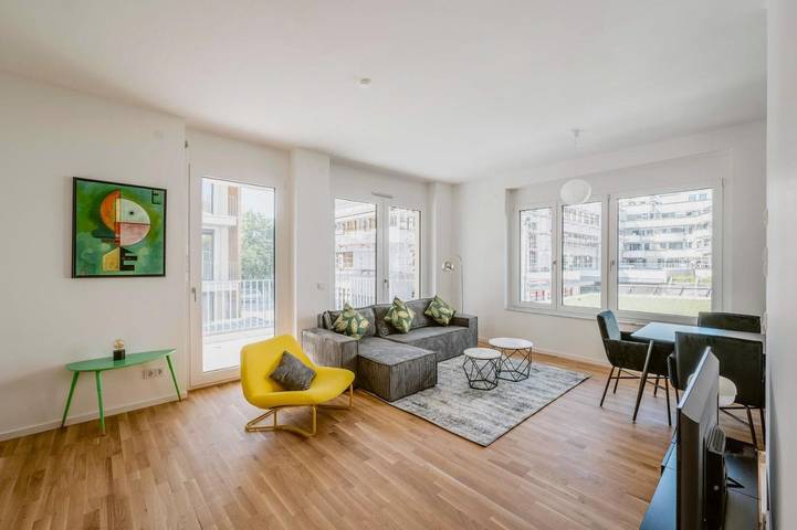 Ferienwohnung für 5 Personen, mit Balkon und Terrasse sowie Garten und Ausblick