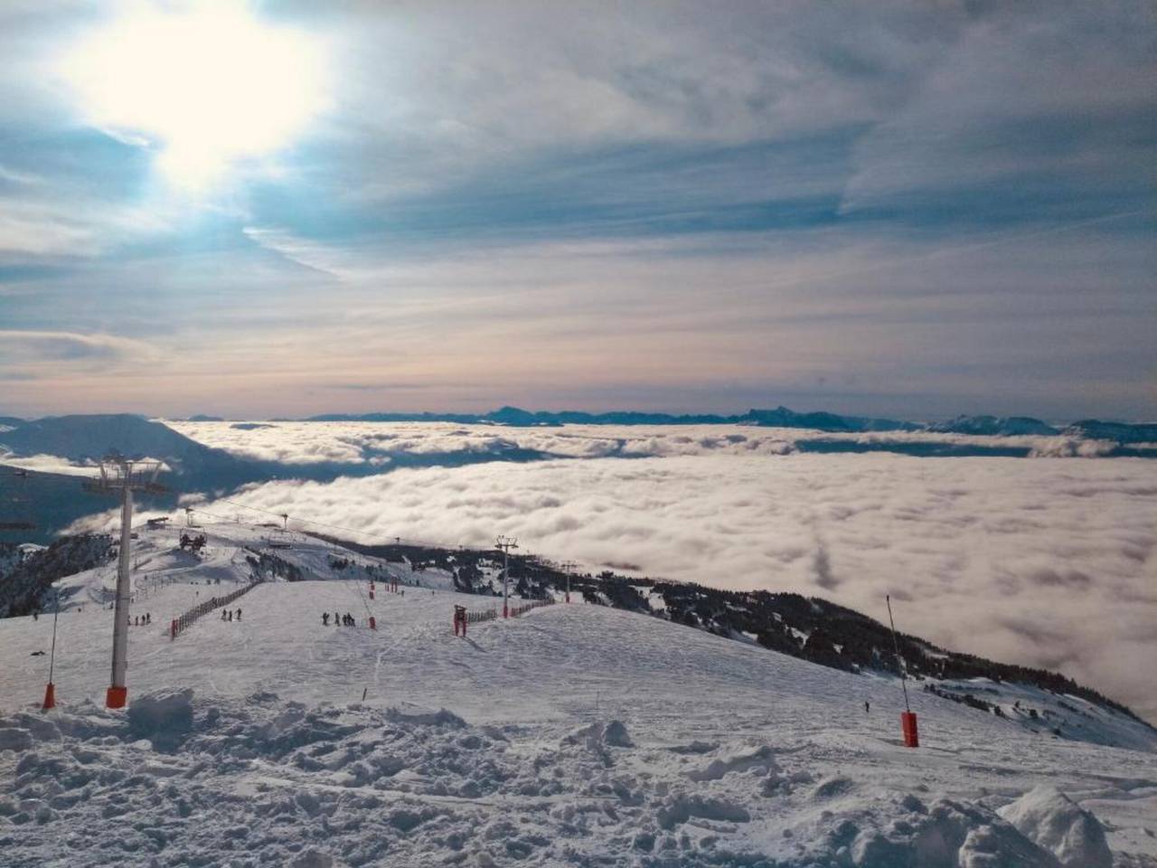 Ganze Wohnung, Gemütliche Ferienwohnung für 5 Personen direkt an der Piste mit Bergblick in Chamrousse, Nationalpark Écrins