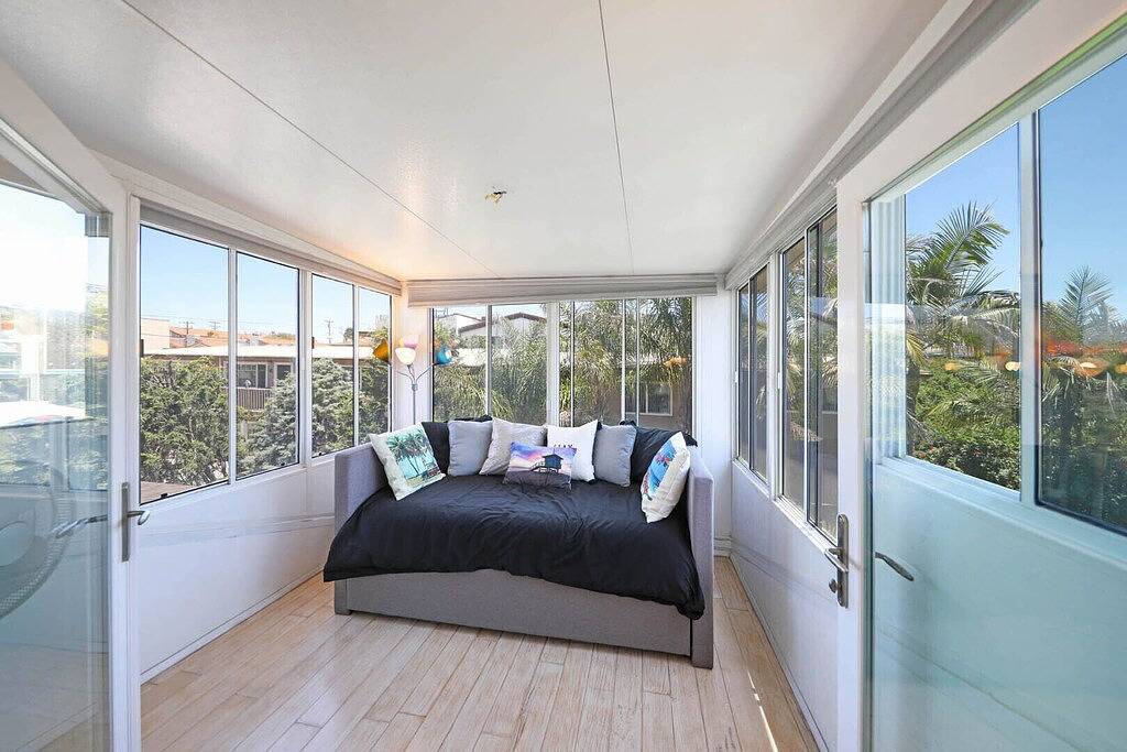 Ultimate Beach House für Ihren nächsten Urlaub ~ 50 Meter vom Strand entfernt! in Carlsbad, San Diego County