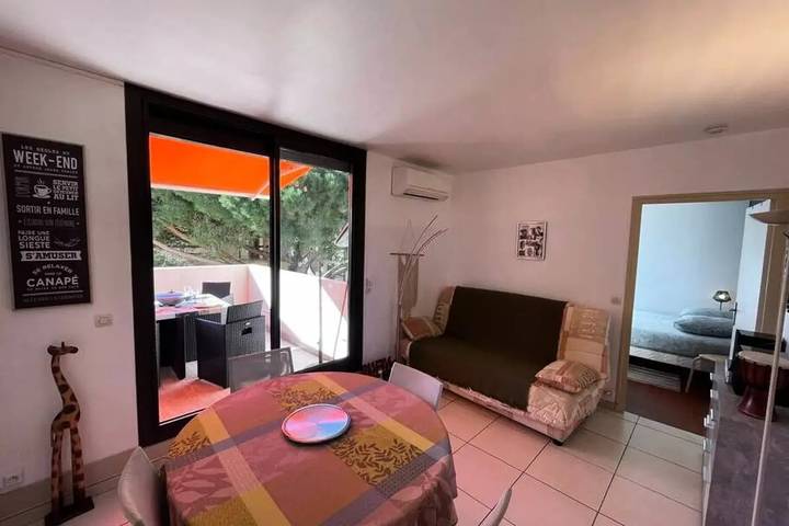 Gîte pour 5 personnes, avec terrasse dans Plage La Favière - 3