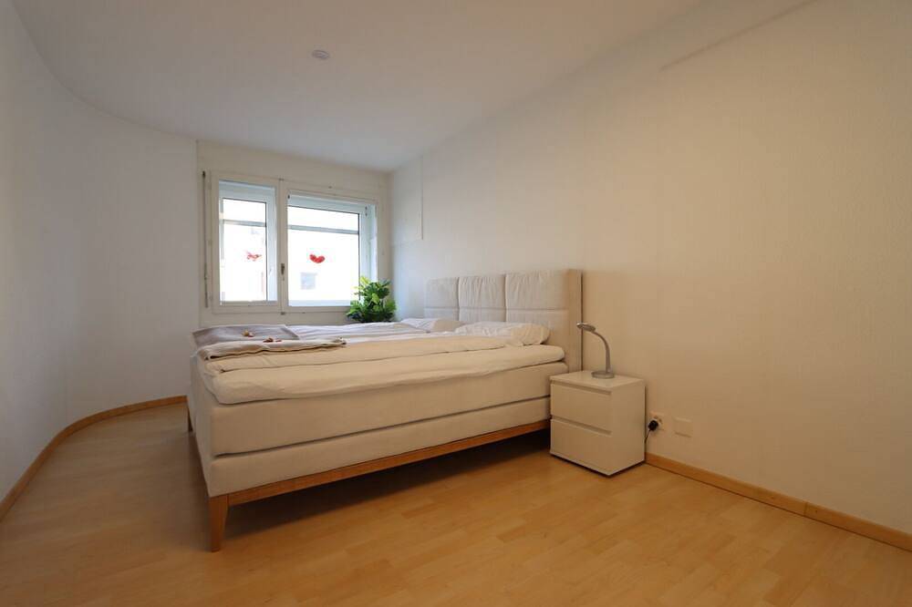 Ganze Wohnung, 1 bedroom private vacation home in ipsach in Ipsach, Biel Seeland