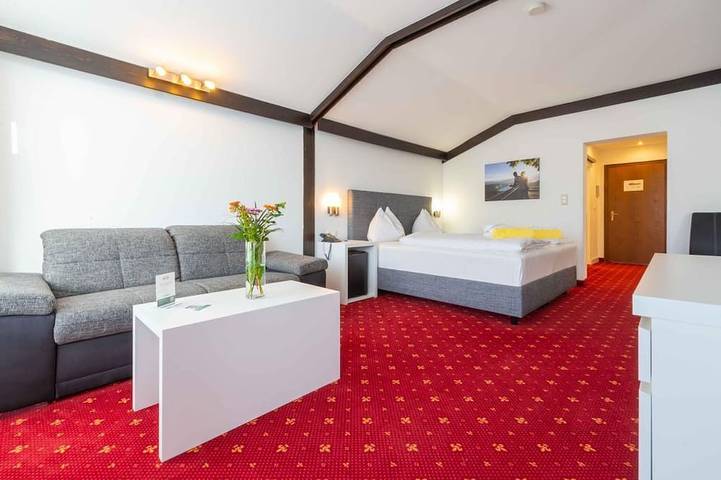 Ferienhaus für 2 Personen, mit Garten und Sauna sowie Pool in Seeboden - 3