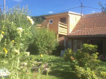 Gîte pour 7 personnes, avec vue et jardin, adapté aux familles à Bellefosse