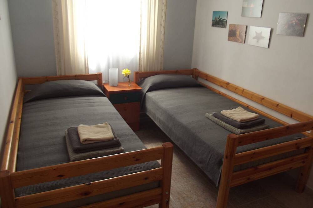 Villa mit großem Pool für 8 Personen, toller Ausblick ,Ac  in den Schlafzimmern in Benamargosa, Málaga Provinz