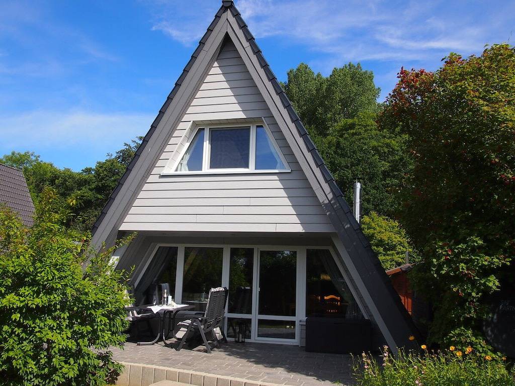 Ferienhaus in Damp mit Schwimmbecken in Ostseebad Damp, Damp