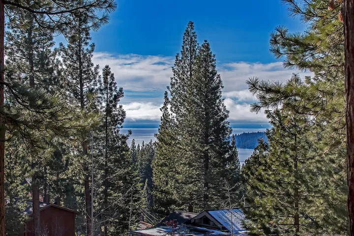 Vacation house for 10 people, with balcony and hot tub - 1