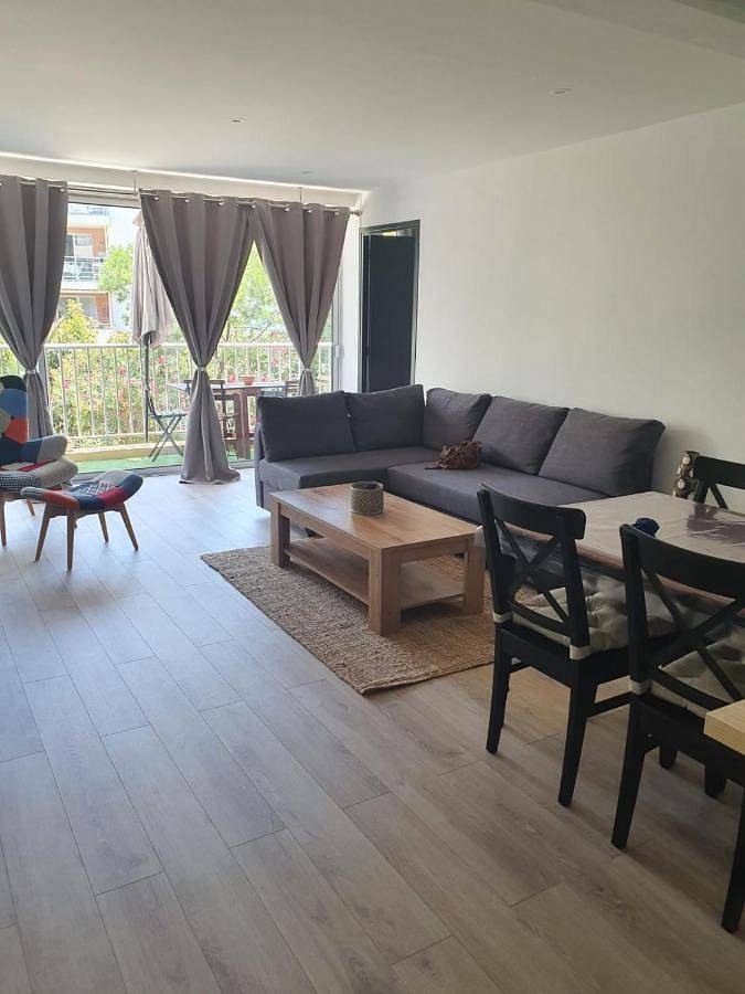 Appartement entier, Two-Bedroom Apartment in Cavalaire-sur-Mer, Parc national de Port-Cros