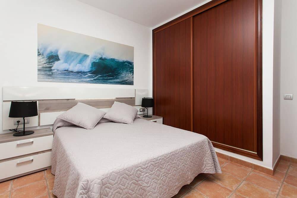 Apartamento entero, Tao Mazo 1 - Apartamento de 1 dormitorio con piscina y vistas a los volcanes in Lajares, La Oliva