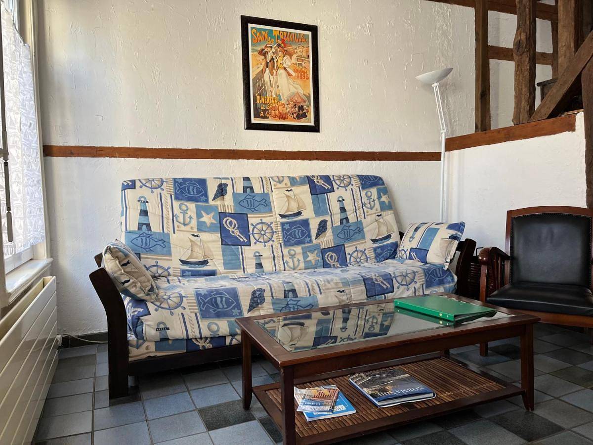 Three-Bedroom House in Trouville-sur-Mer, Région de Lisieux