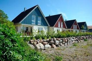 Ferienhaus für 7 Personen, mit Pool und Sauna sowie Terrasse und Garten, mit Haustier