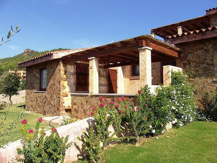 Ferienpark für 6 Personen, mit Terrasse und Balkon/Terrasse auf Sardinien - 2