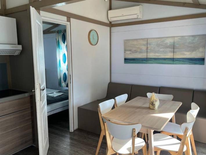 Camping pour 6 personnes, avec piscine et terrasse, animaux acceptés à La Seyne-sur-Mer - 3