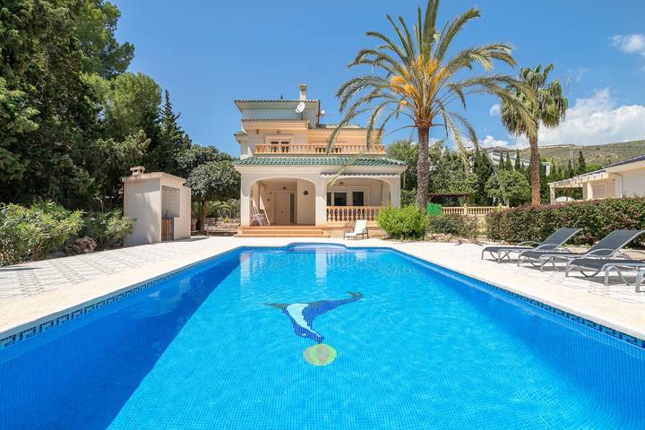 Casa vacanza per 8 persone, con Balcone e Giardino a El Campello
