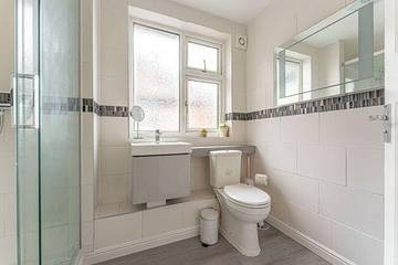 Holiday Apartment for 6 People in Coventry, Heart of England, Photo 4