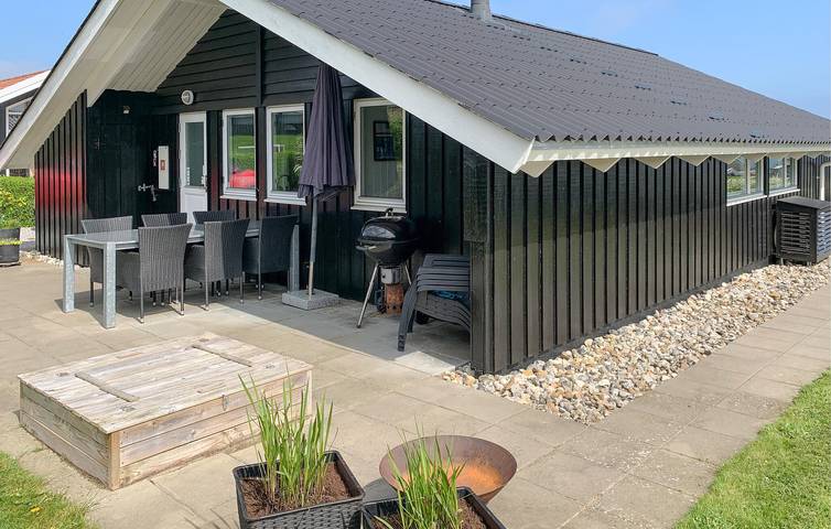 Ferienhaus für 6 Personen, mit Whirlpool und Terrasse sowie Sauna und Garten in Grønninghoved Strand - 2