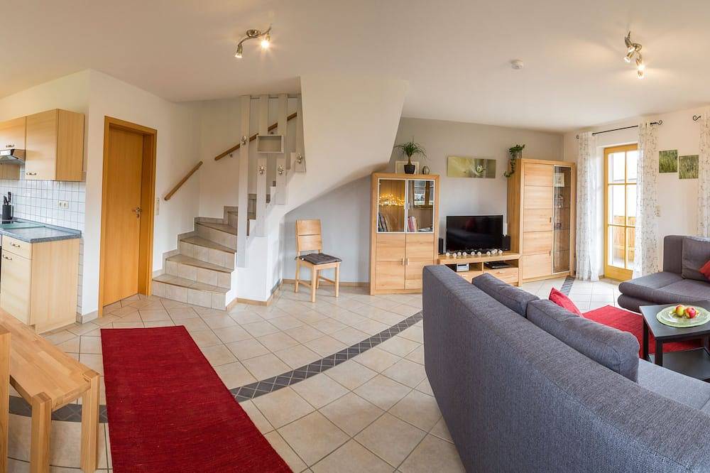 Ganze Wohnung, Familienfreundliche u. ruhige Ferienwohnung zwischen München und Chiemsee in Glonn, Oberbayern