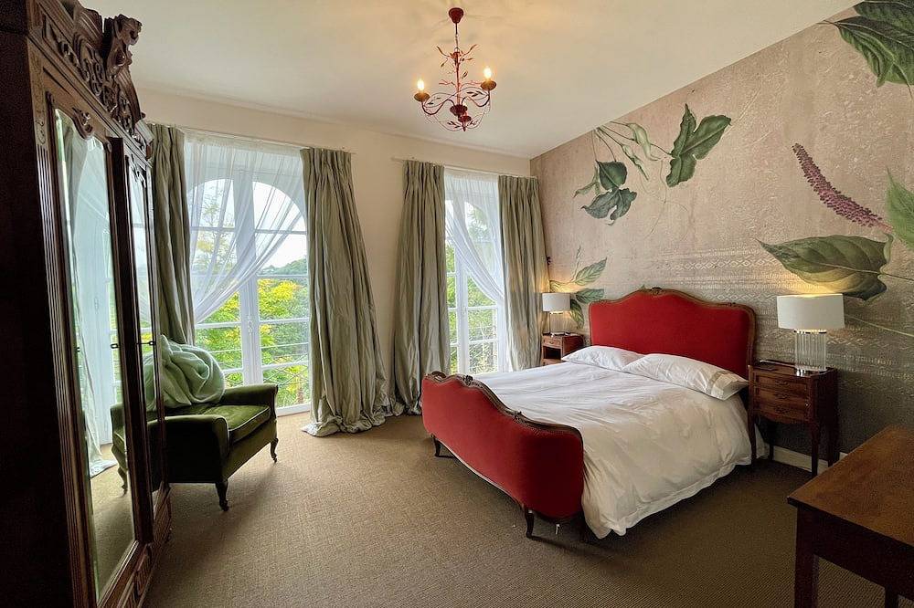 Domaine de Billeheust: A Historic French Estate in Normandy in Vire, Vire Normandie