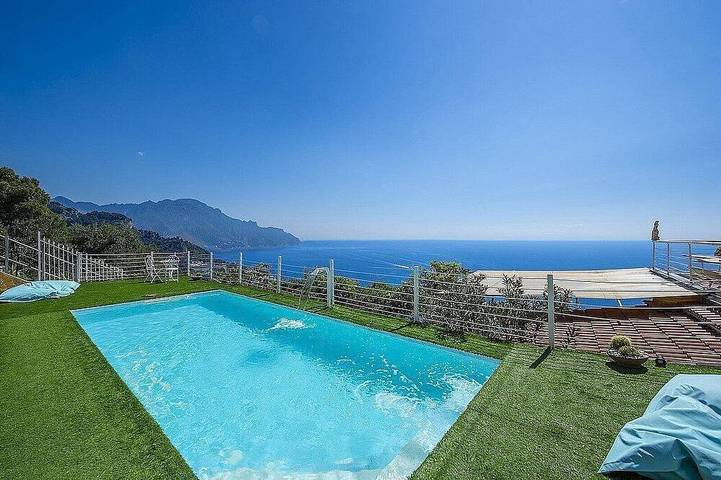 Villa for 21 people, with garden in Amalfi