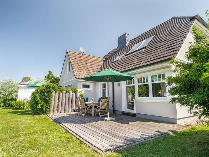 Ferienhaus für 4 Personen, mit Garten und Sauna in Wustrow - 2
