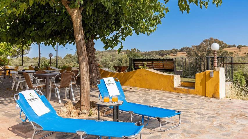 Casa rural para 8 personas, con Balcón/Terraza y Piscina en Cañete de las Torres - 4