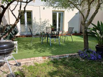 Gîte pour 4 personnes, avec jardin et vue à Bry-sur-Marne
