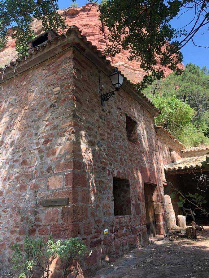 Casa rural para 10 personas, con jardín y vistas, Se admiten mascotas en Cuencas Mineras