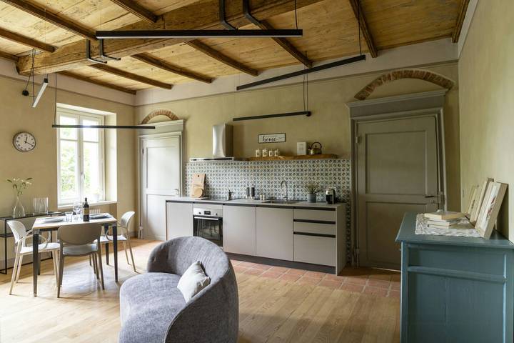 Appartamento intero, Dimora nobiliare con piscina nelle Langhe in Cherasco, Langhe