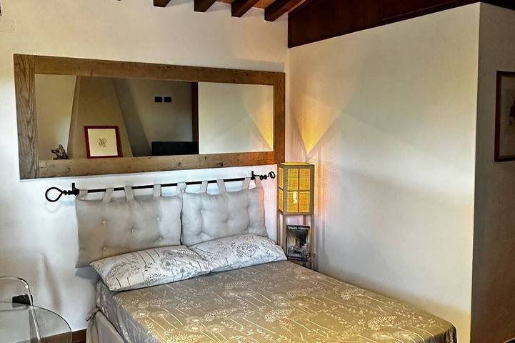 Tuscany Cottage Paratino 53/A-Charming Studio surrounded by Tuscan olive trees in Cecina (desambiguación), Costa Etrusca